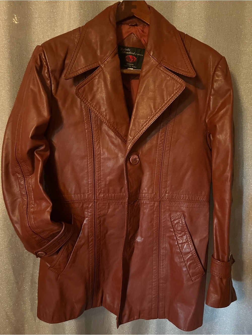 🔥Vintage🔥 Fantastic International of California 1970s Leather Jacket.
